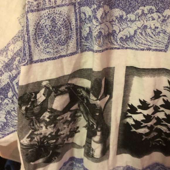 🌴🍎Vintage 1991 Andazia M.C. Escher Tee- 668 *tee deal $80 or $70 w/offer - Picture 3 of 7
